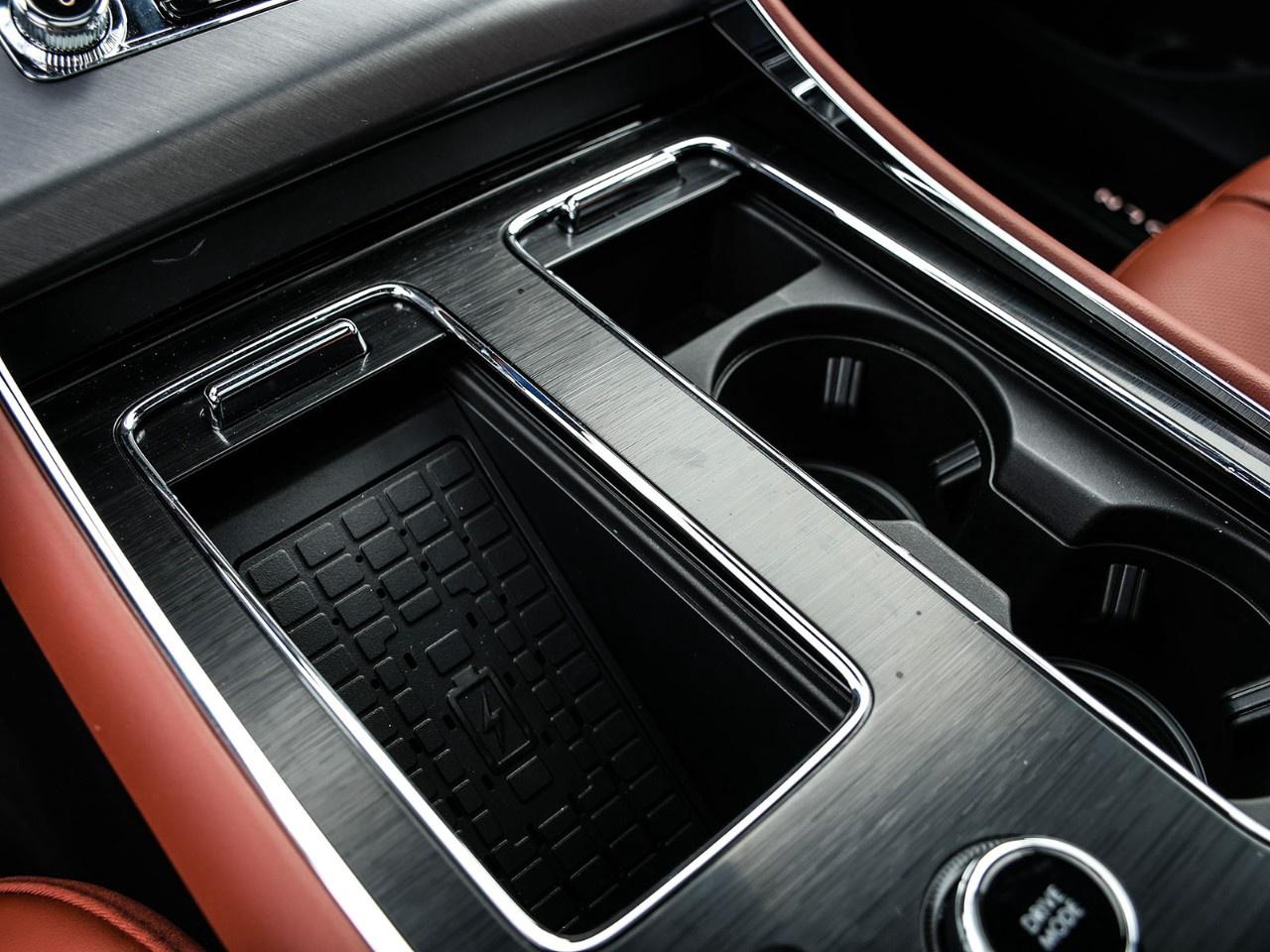 2026 Lincoln Aviator Reserve AWD Photo