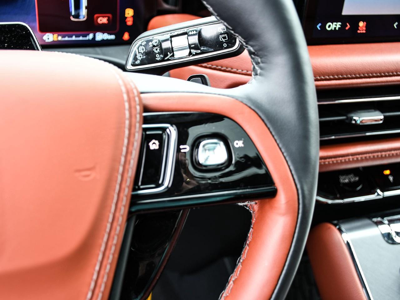 2026 Lincoln Aviator Reserve AWD Photo