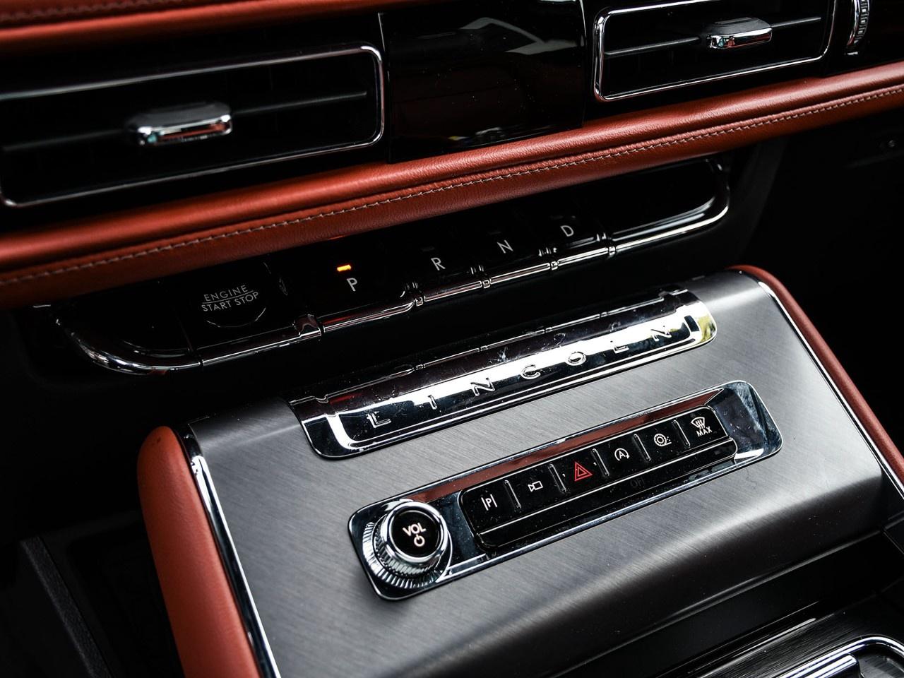 2026 Lincoln Aviator Reserve AWD Photo