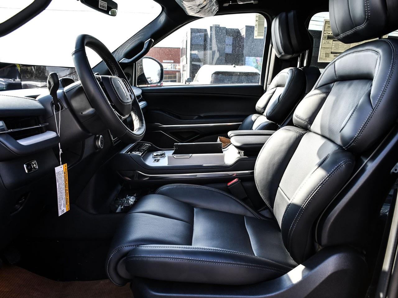 2026 Lincoln Navigator Reserve 4x4 Photo