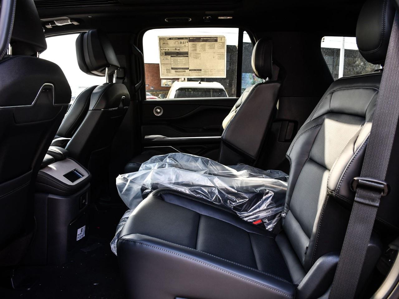 2026 Lincoln Navigator Reserve 4x4 Photo