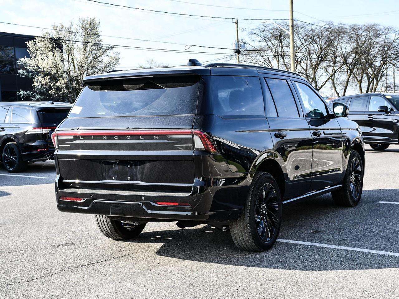 2026 Lincoln Navigator Reserve 4x4 Photo