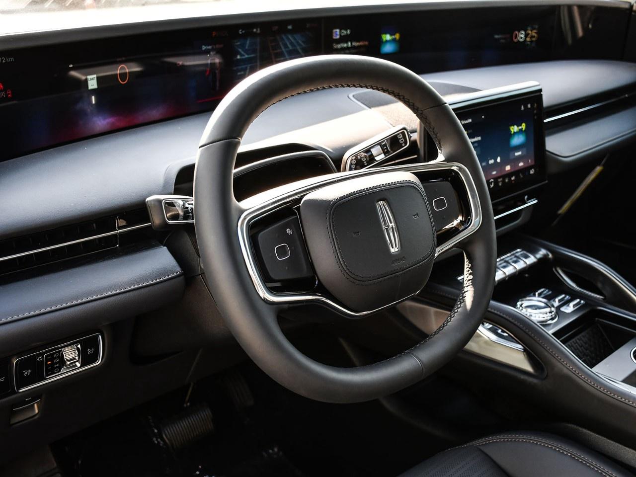2026 Lincoln Nautilus Reserve AWD Photo