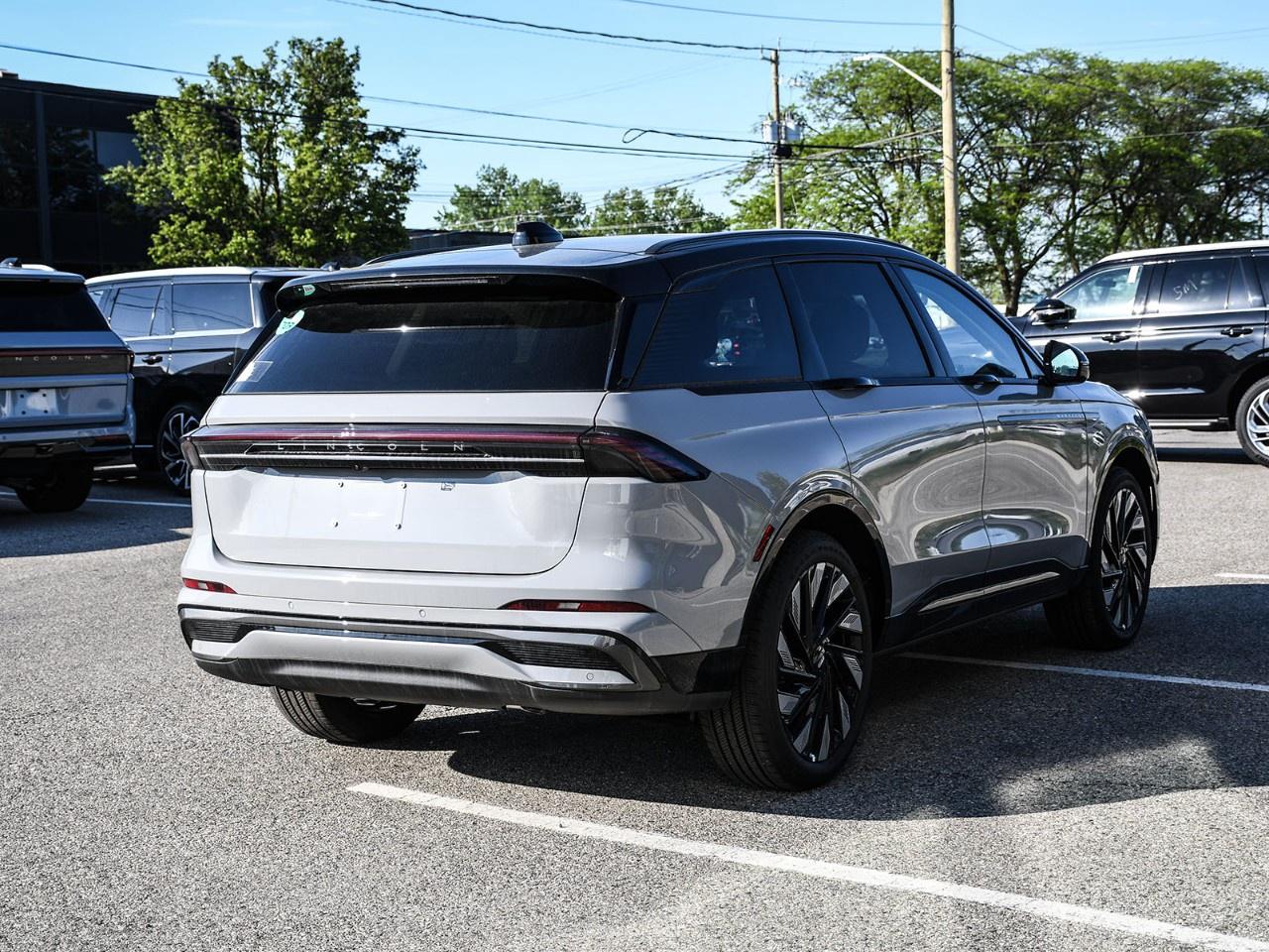 2026 Lincoln Nautilus Reserve AWD Photo
