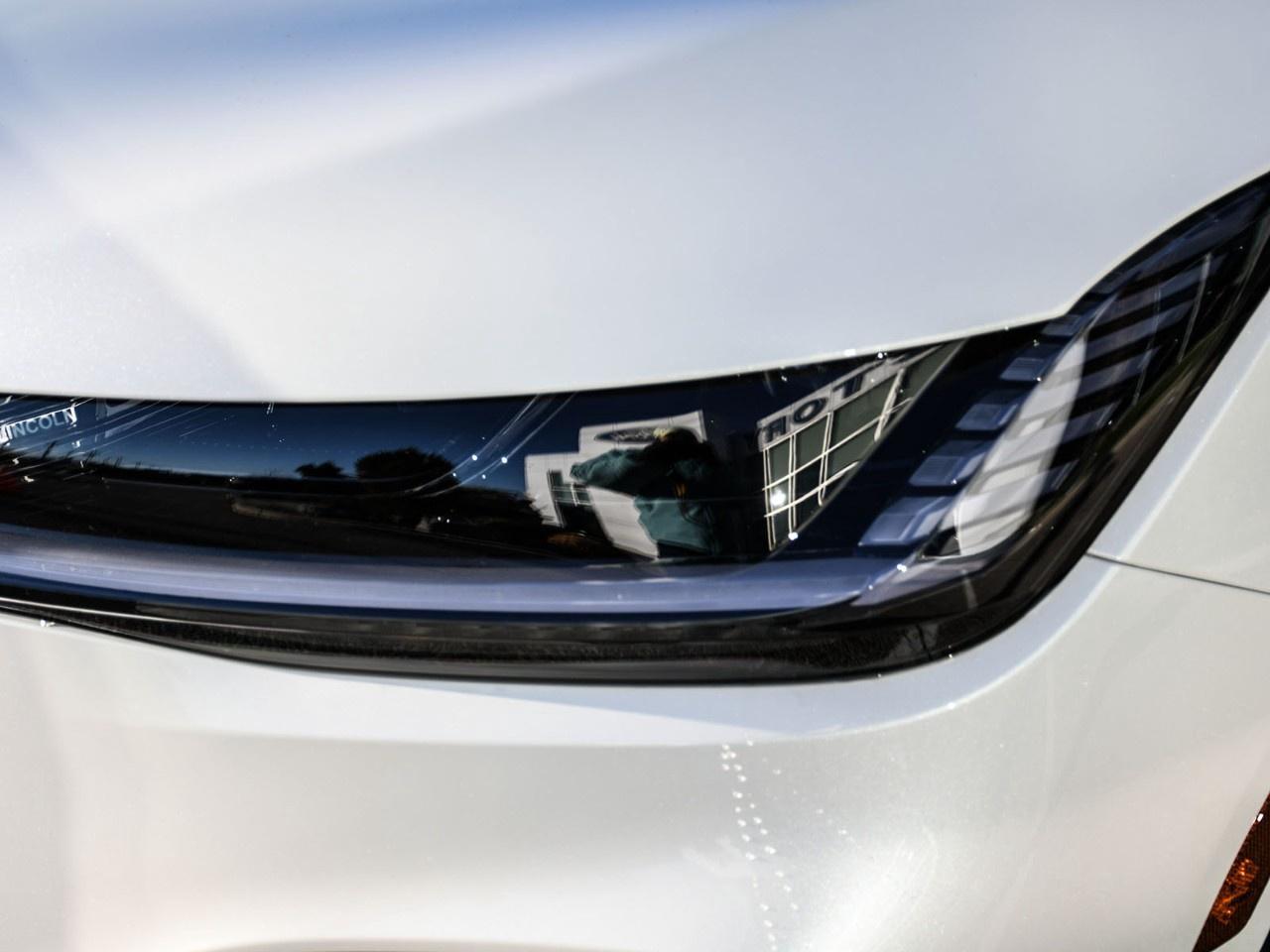 2026 Lincoln Nautilus Reserve AWD Photo