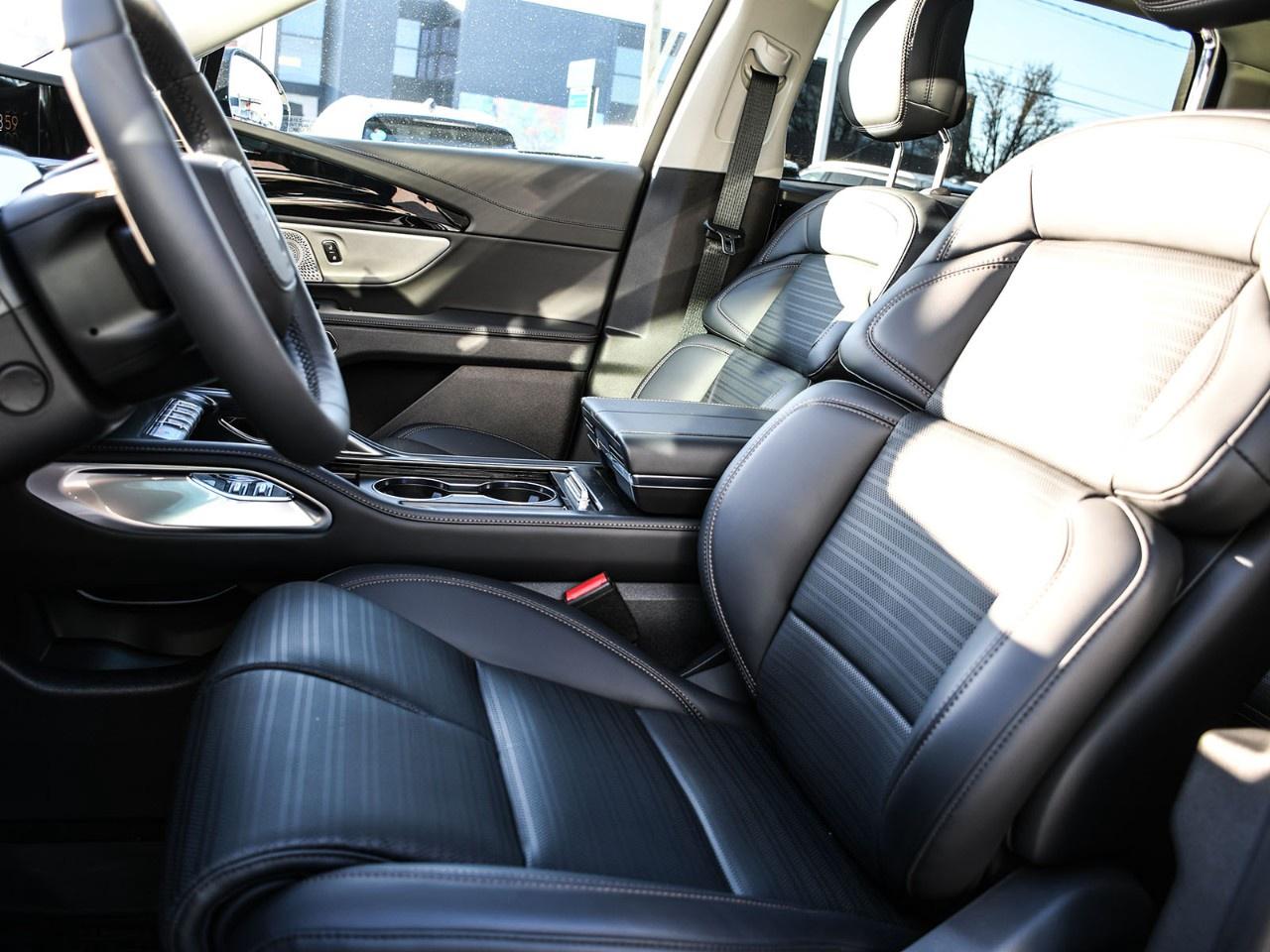 2026 Lincoln Nautilus Reserve AWD Photo