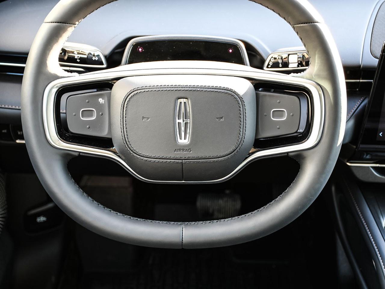 2026 Lincoln Nautilus Reserve AWD Photo