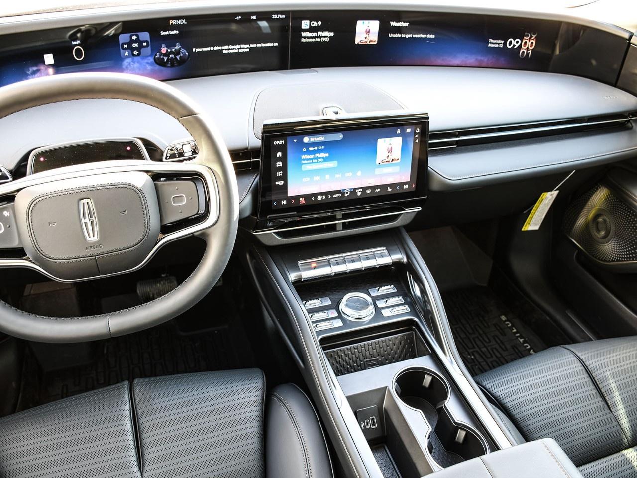 2026 Lincoln Nautilus Reserve AWD Photo