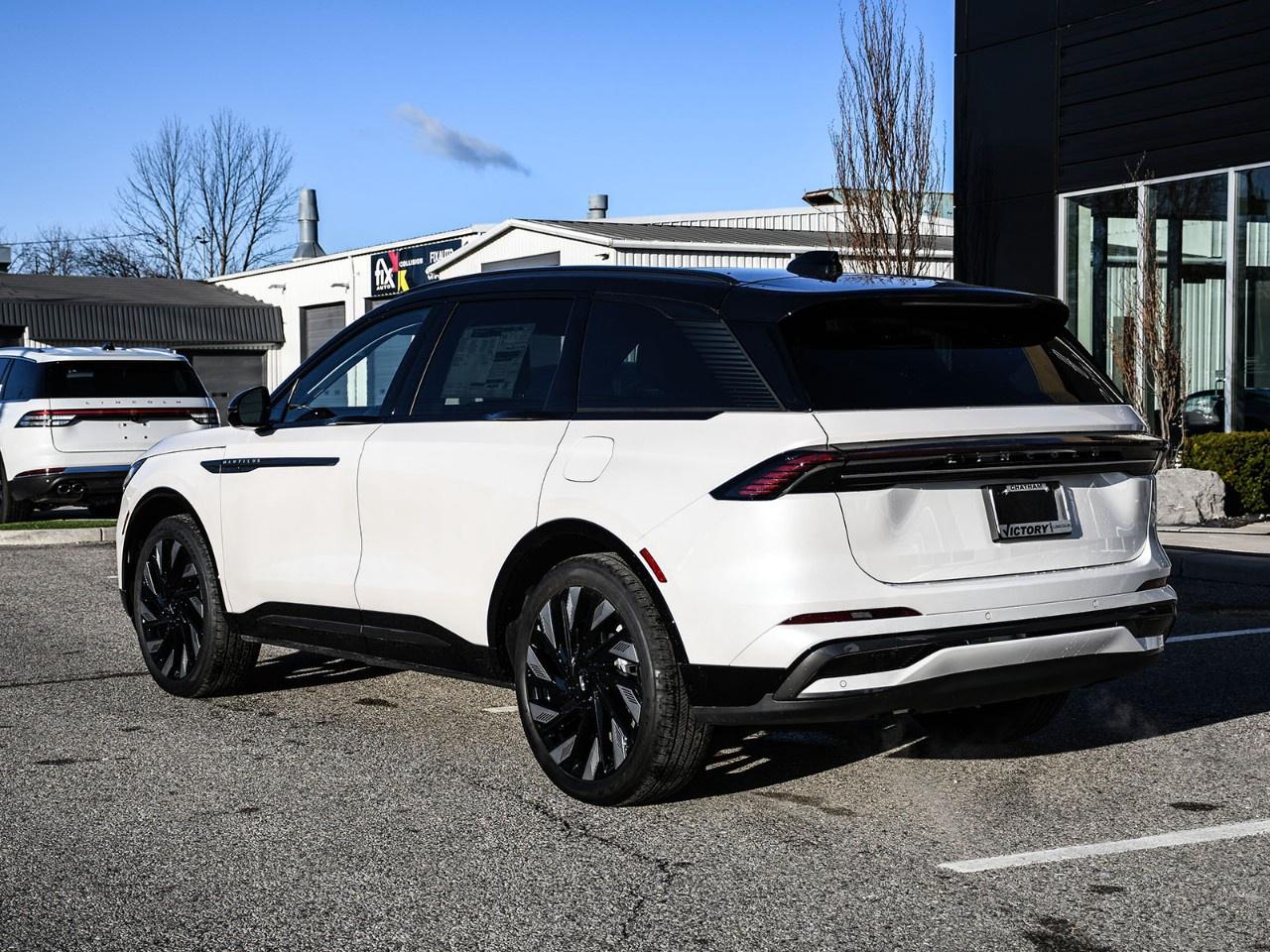 2026 Lincoln Nautilus Reserve AWD Photo