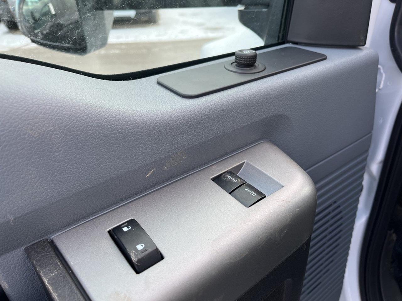 2026 Ford Super Duty F-650 Straight Frame Photo