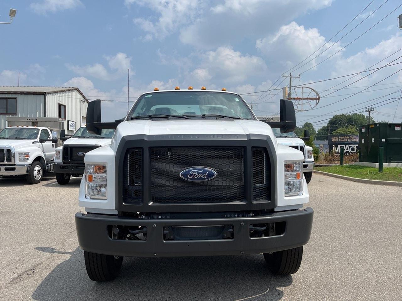 2026 Ford Super Duty F-650 Straight Frame Photo