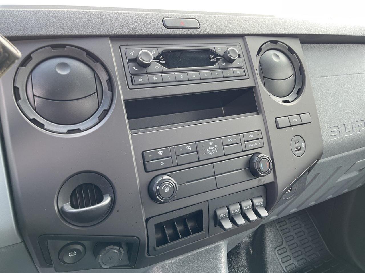 2026 Ford Super Duty F-650 Straight Frame Photo