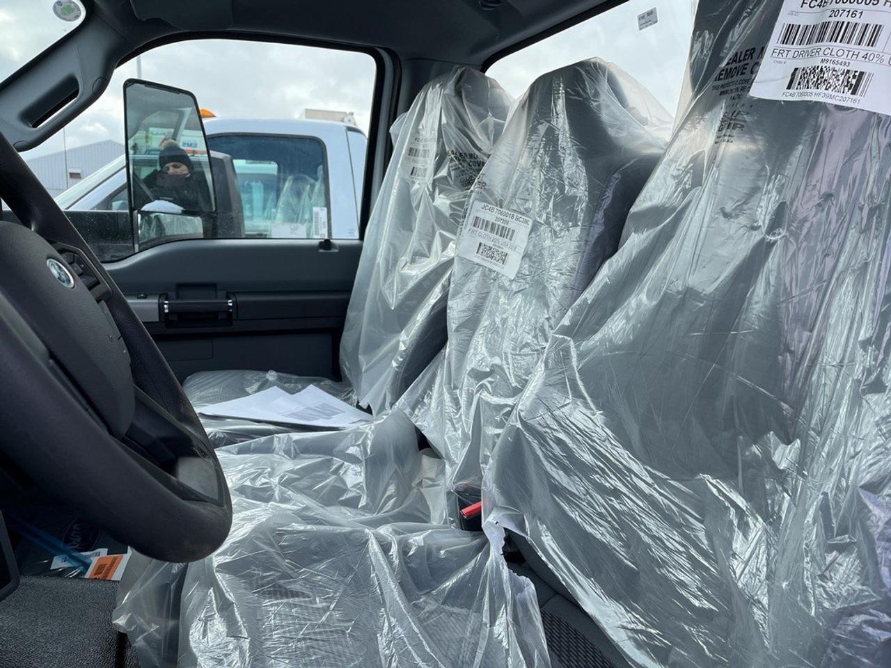 2026 Ford Super Duty F-650 Straight Frame Photo