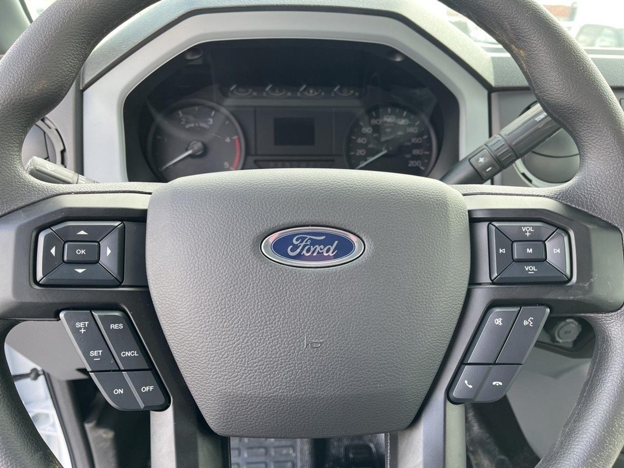 2026 Ford Super Duty F-650 Straight Frame Photo