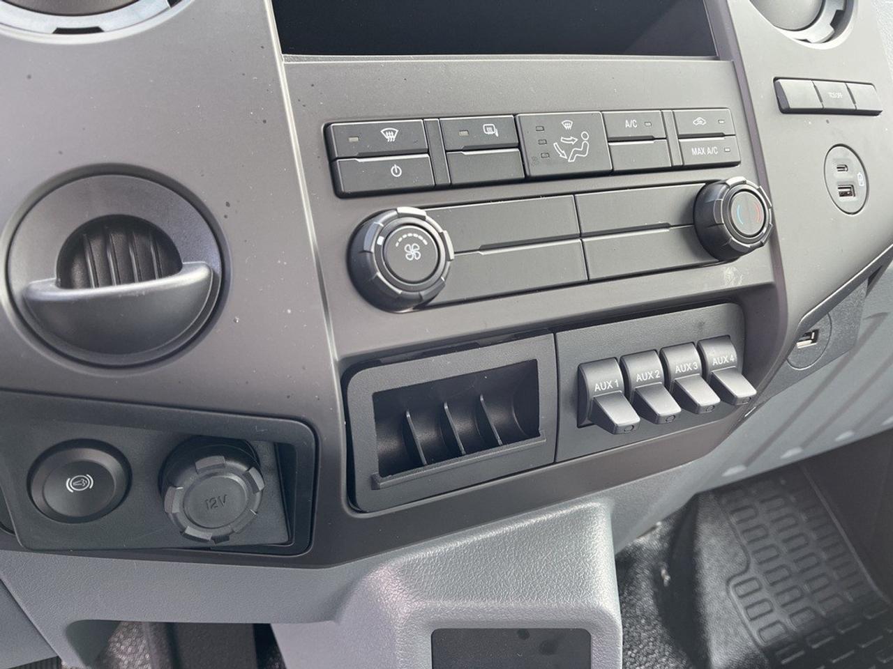 2026 Ford Super Duty F-650 Straight Frame Photo