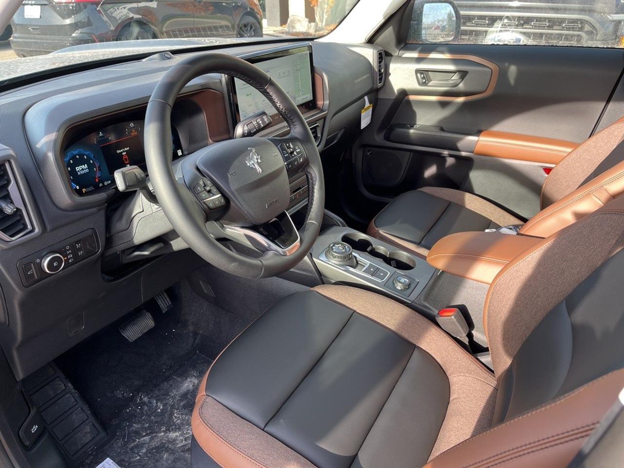 2025 Ford Bronco Sport Outer Banks 4x4 Photo