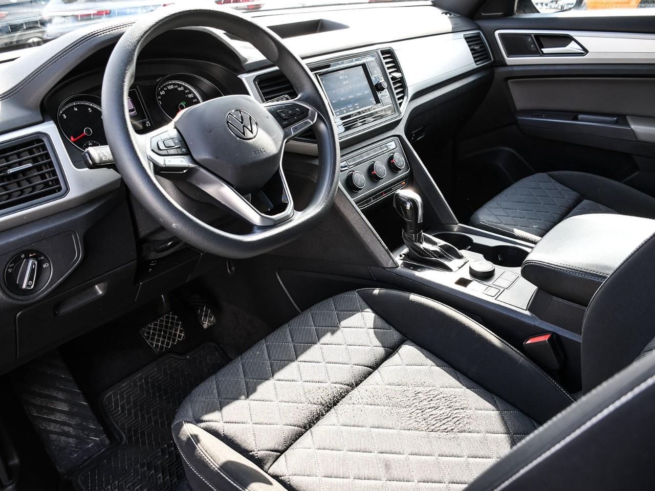 2021 Volkswagen Atlas Cross Sport Trendline 2.0 TSI 4MOTION Photo