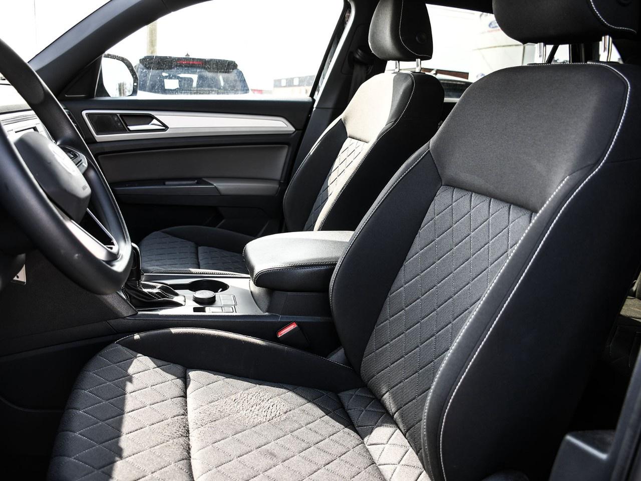 2021 Volkswagen Atlas Cross Sport Trendline 2.0 TSI 4MOTION Photo