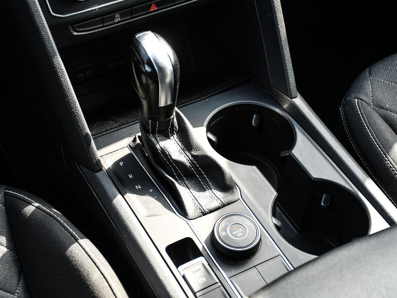 2021 Volkswagen Atlas Cross Sport Trendline 2.0 TSI 4MOTION Photo