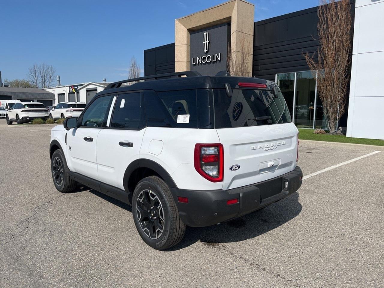 2026 Ford Bronco Sport Outer Banks 4x4 Photo