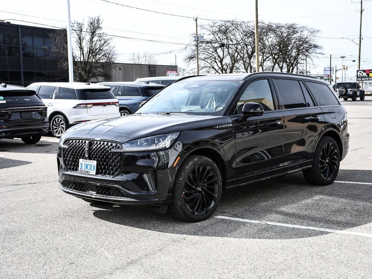 2026 Lincoln Aviator Reserve AWD Photo2
