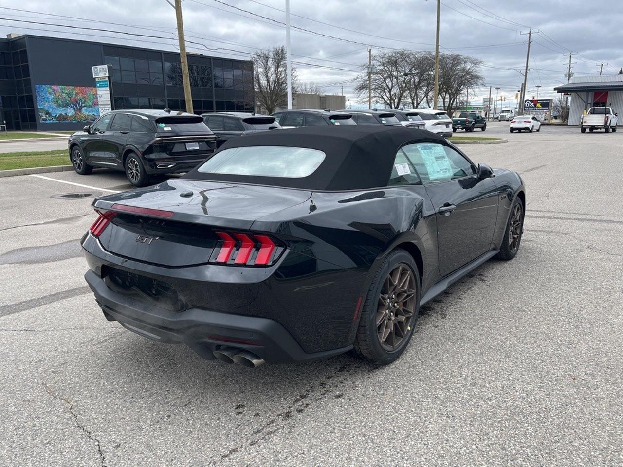 2025 Ford Mustang GT Premium Convertible Photo3