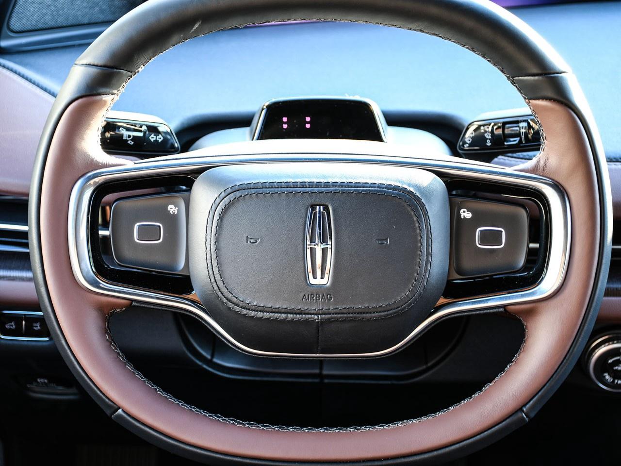 2026 Lincoln Navigator Reserve 4x4 Photo