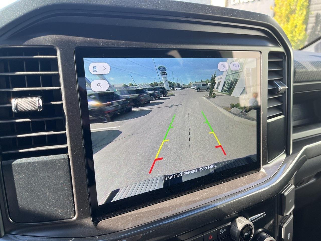 2025 Ford F-150 STX 4WD SuperCrew 5.5' Box Photo