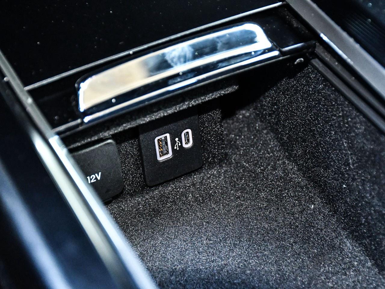 2024 Lincoln Corsair Premiere AWD Photo