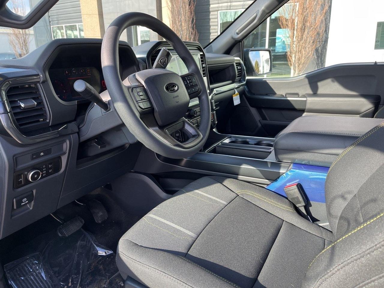 2025 Ford F-150 STX 4WD SuperCrew 5.5' Box Photo