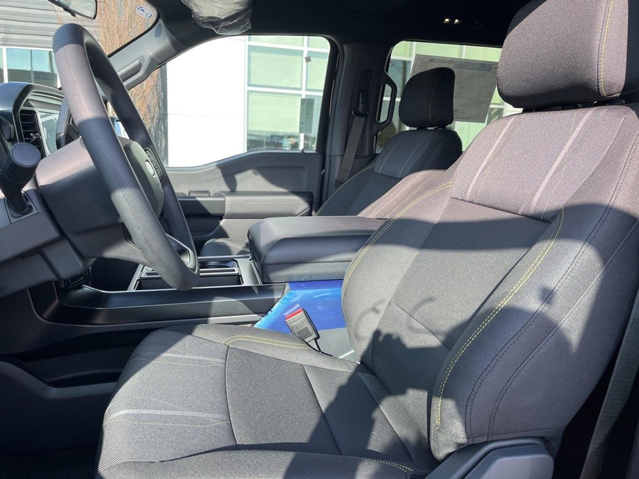 2025 Ford F-150 STX 4WD SuperCrew 5.5' Box Photo