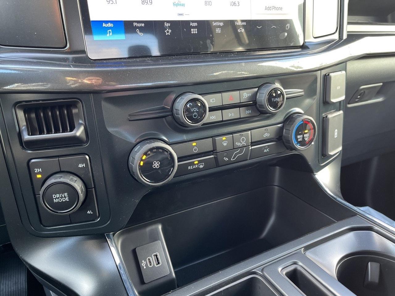 2025 Ford F-150 STX 4WD SuperCrew 5.5' Box Photo