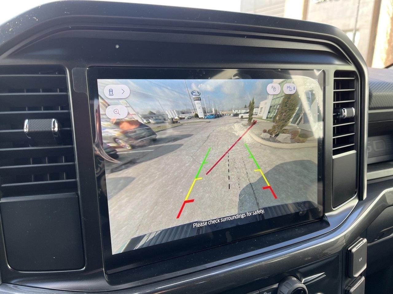 2025 Ford F-150 STX 4WD SuperCrew 5.5' Box Photo