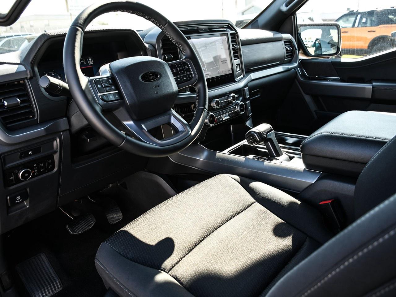 2025 Ford F-150 XLT 4WD SuperCrew 5.5' Box Photo