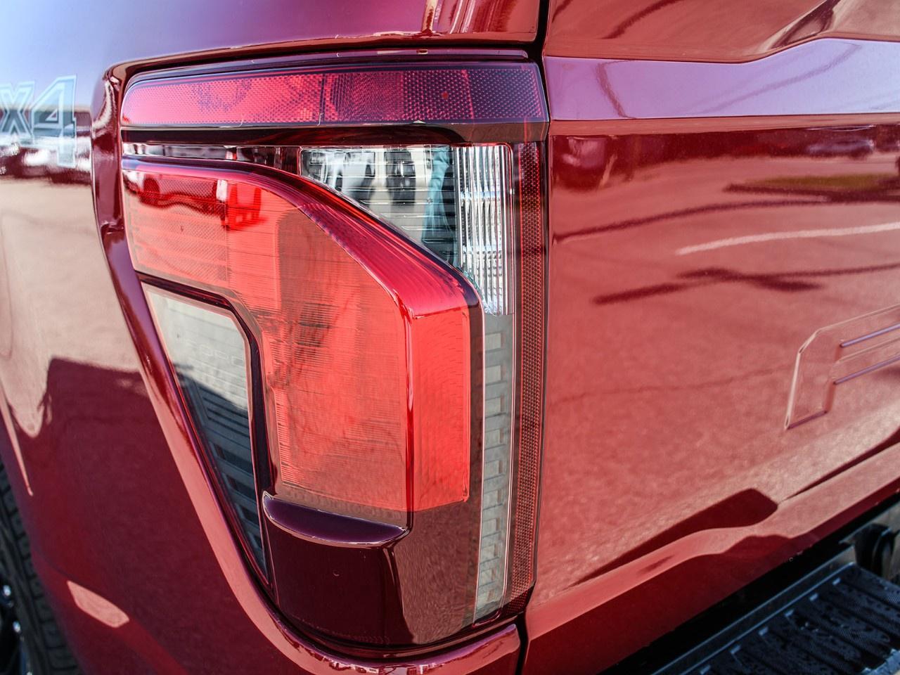 2025 Ford F-150 XLT 4WD SuperCrew 5.5' Box Photo