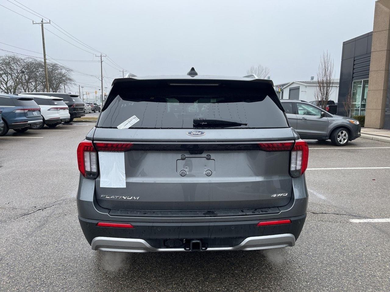 2026 Ford Explorer Platinum 4WD Photo2