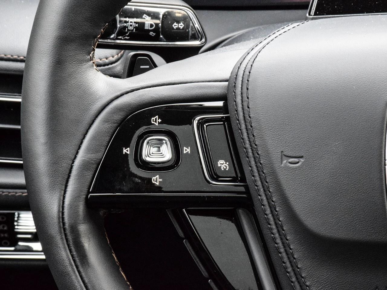 2026 Lincoln Aviator Premiere AWD Photo