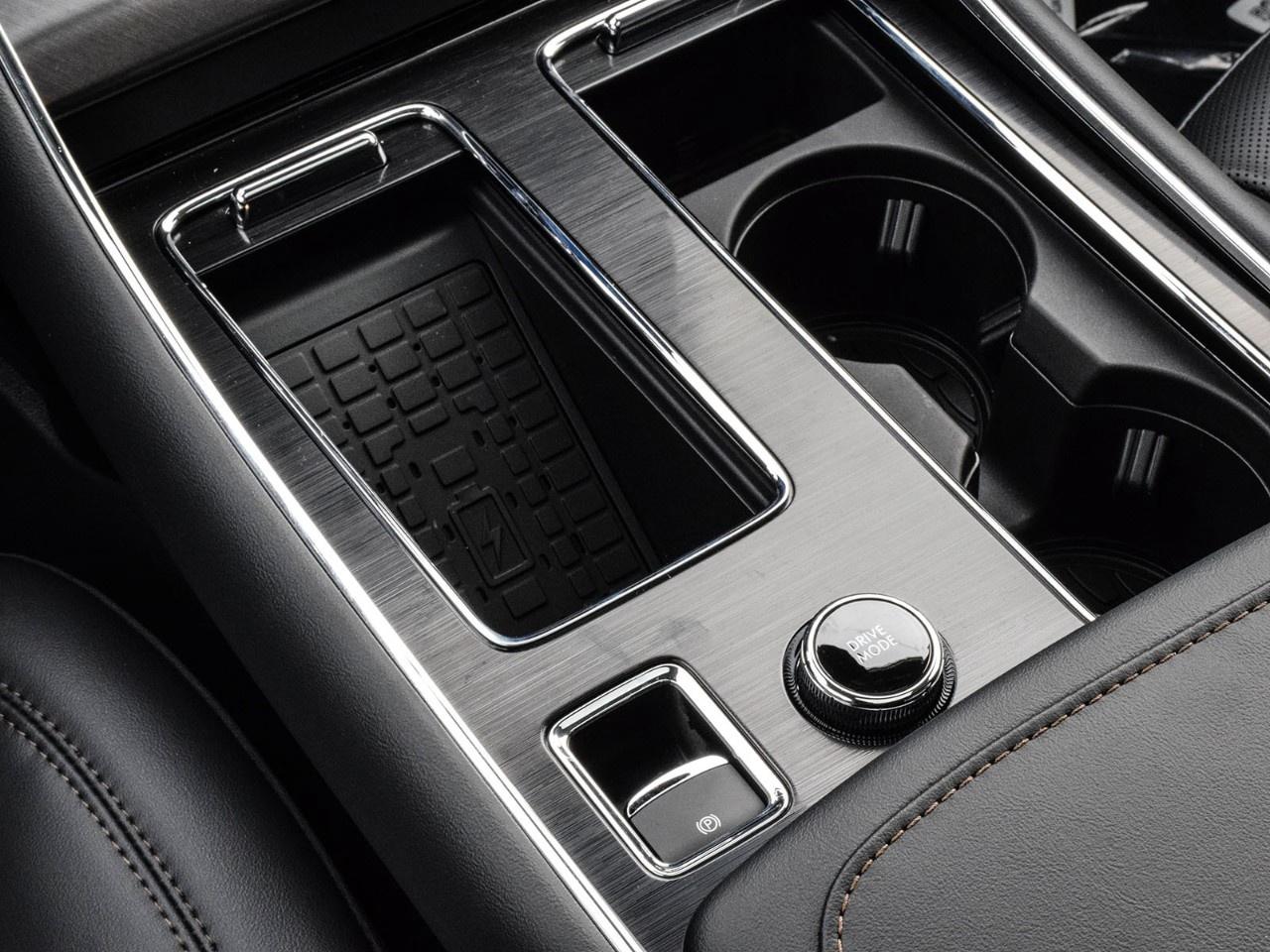 2026 Lincoln Aviator Premiere AWD Photo
