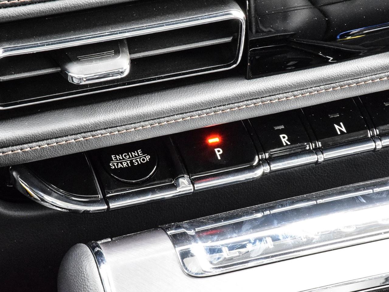 2026 Lincoln Aviator Premiere AWD Photo