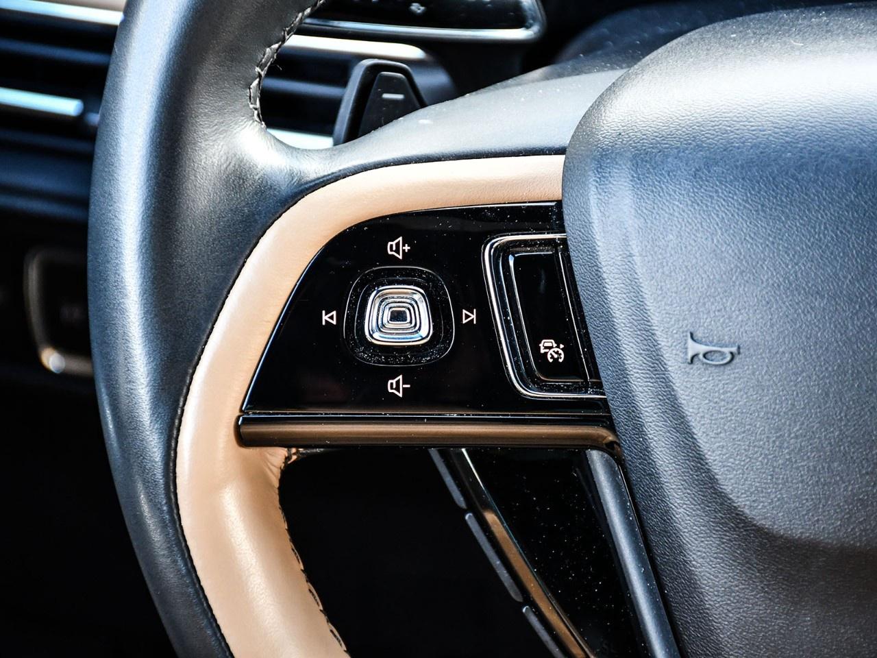 2023 Lincoln Corsair Reserve AWD Photo