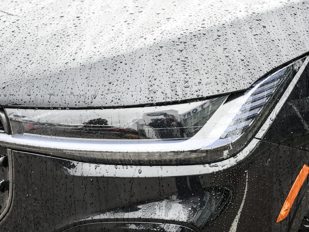 2026 Lincoln Nautilus Reserve AWD Photo3