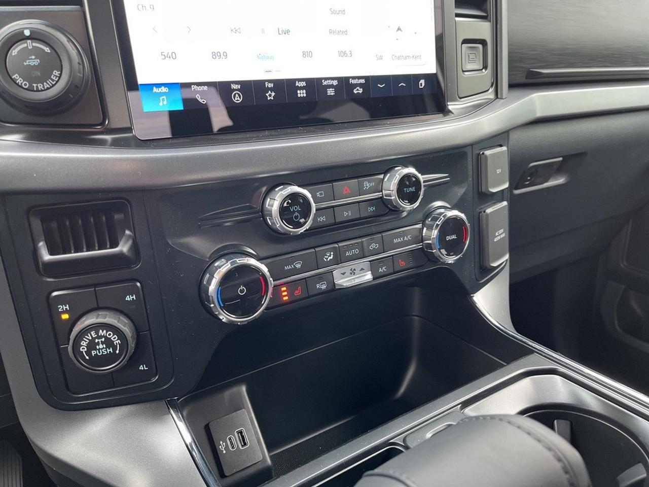 2026 Ford F-150 XLT 4WD SuperCrew 5.5' Box Photo