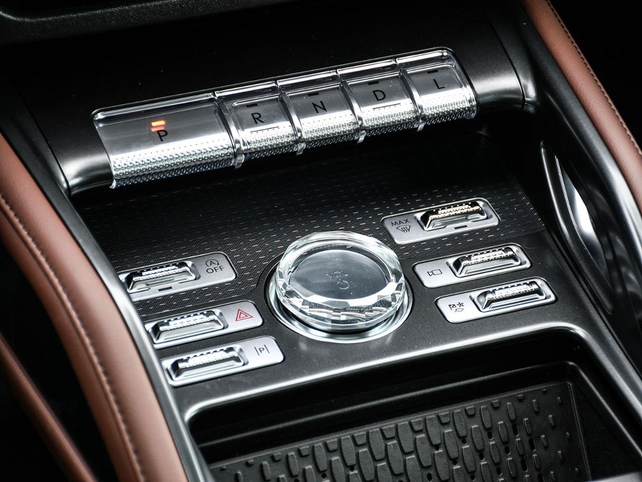 2026 Lincoln Nautilus Reserve AWD Photo