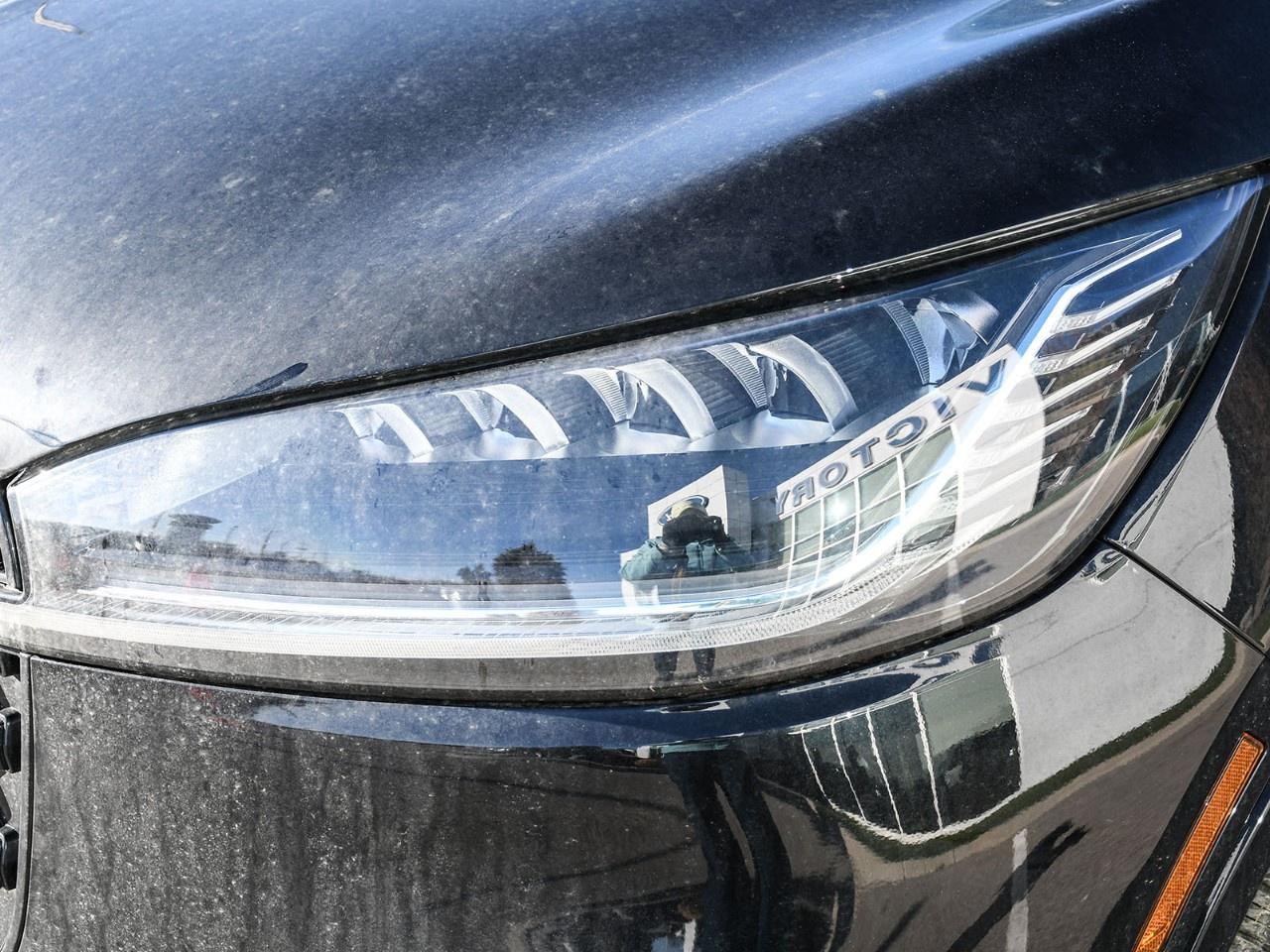 2026 Lincoln Aviator Premiere AWD Photo3