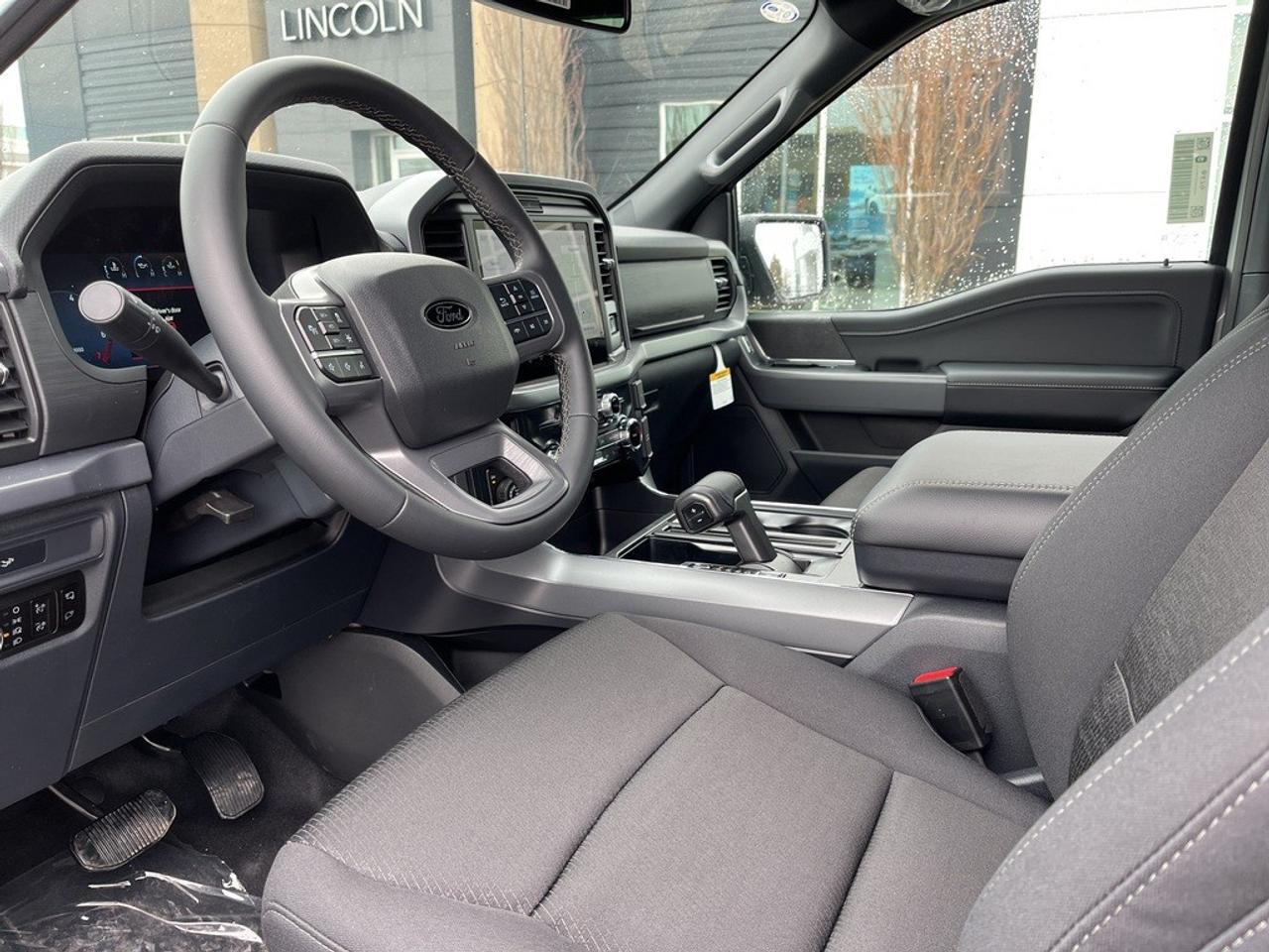 2026 Ford F-150 XLT 4WD SuperCrew 5.5' Box Photo