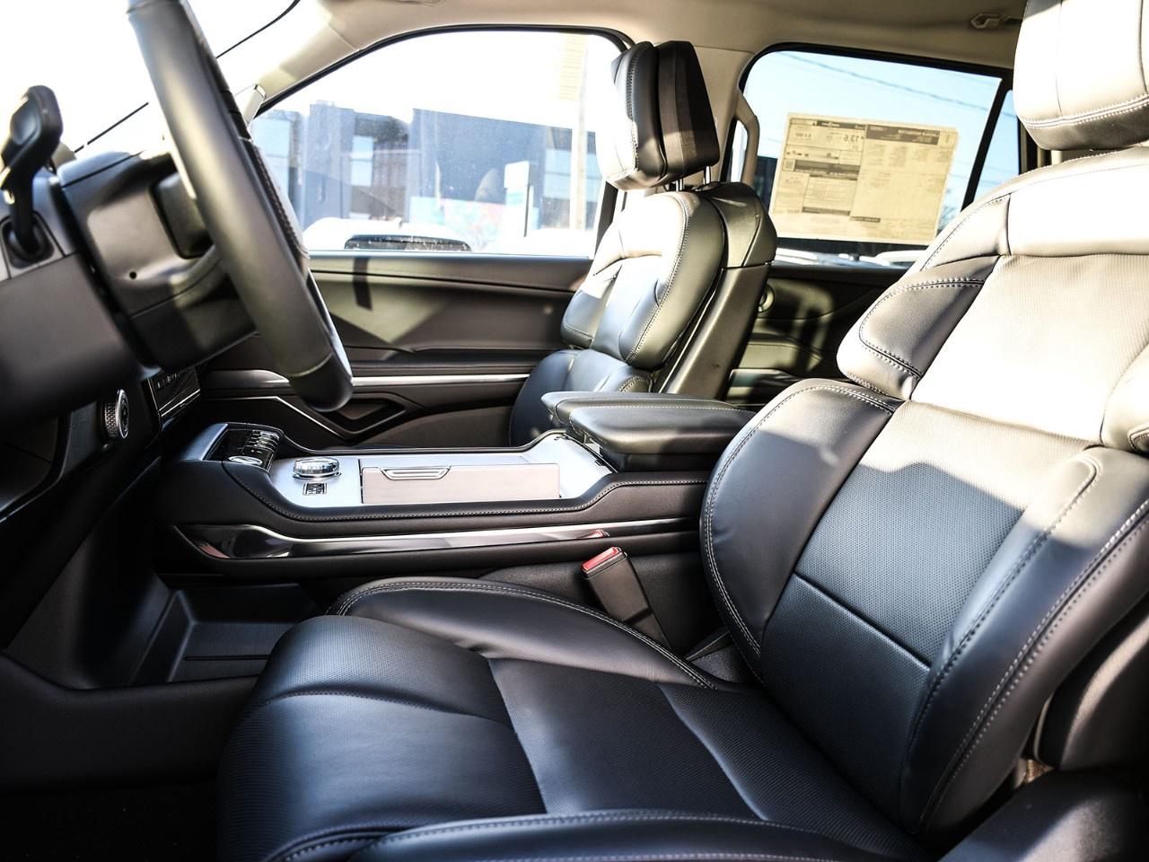 2026 Lincoln Navigator L Premiere 4x4 Photo