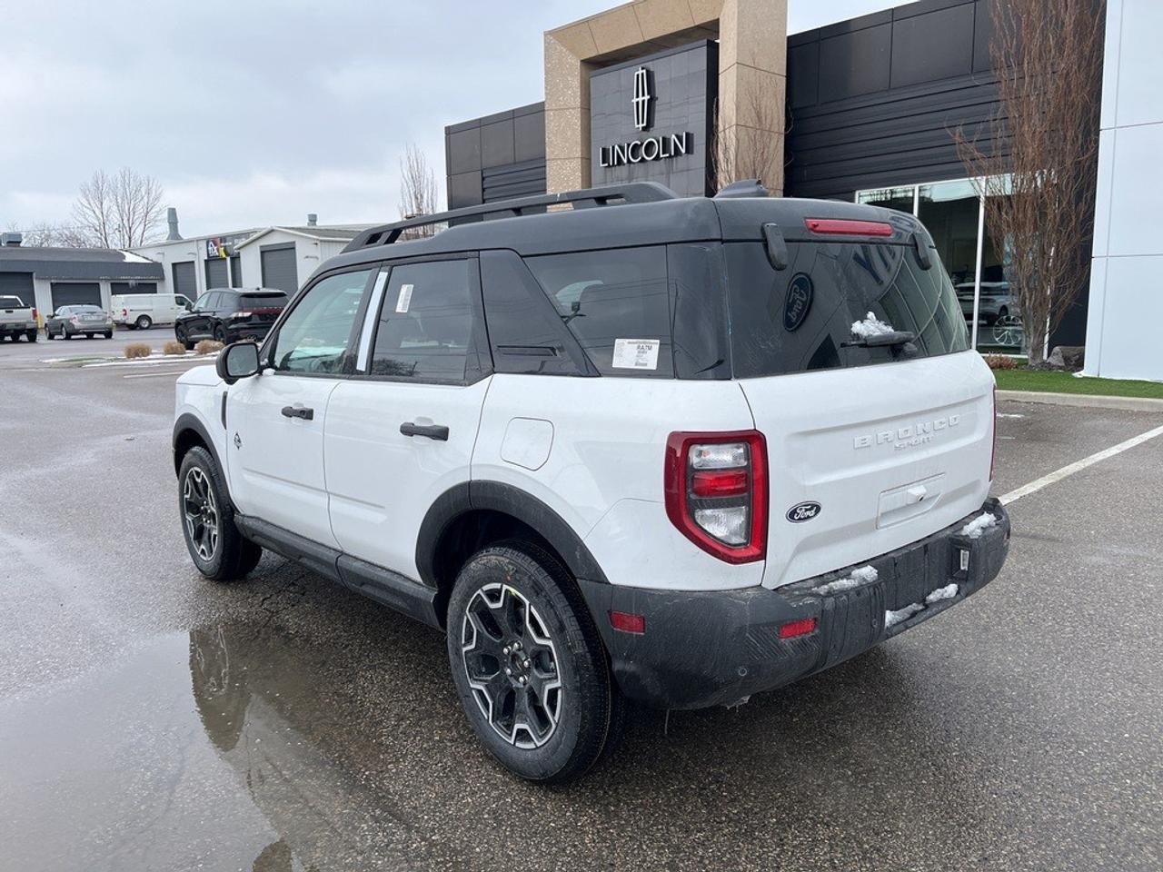 2026 Ford Bronco Sport Outer Banks 4x4 Photo