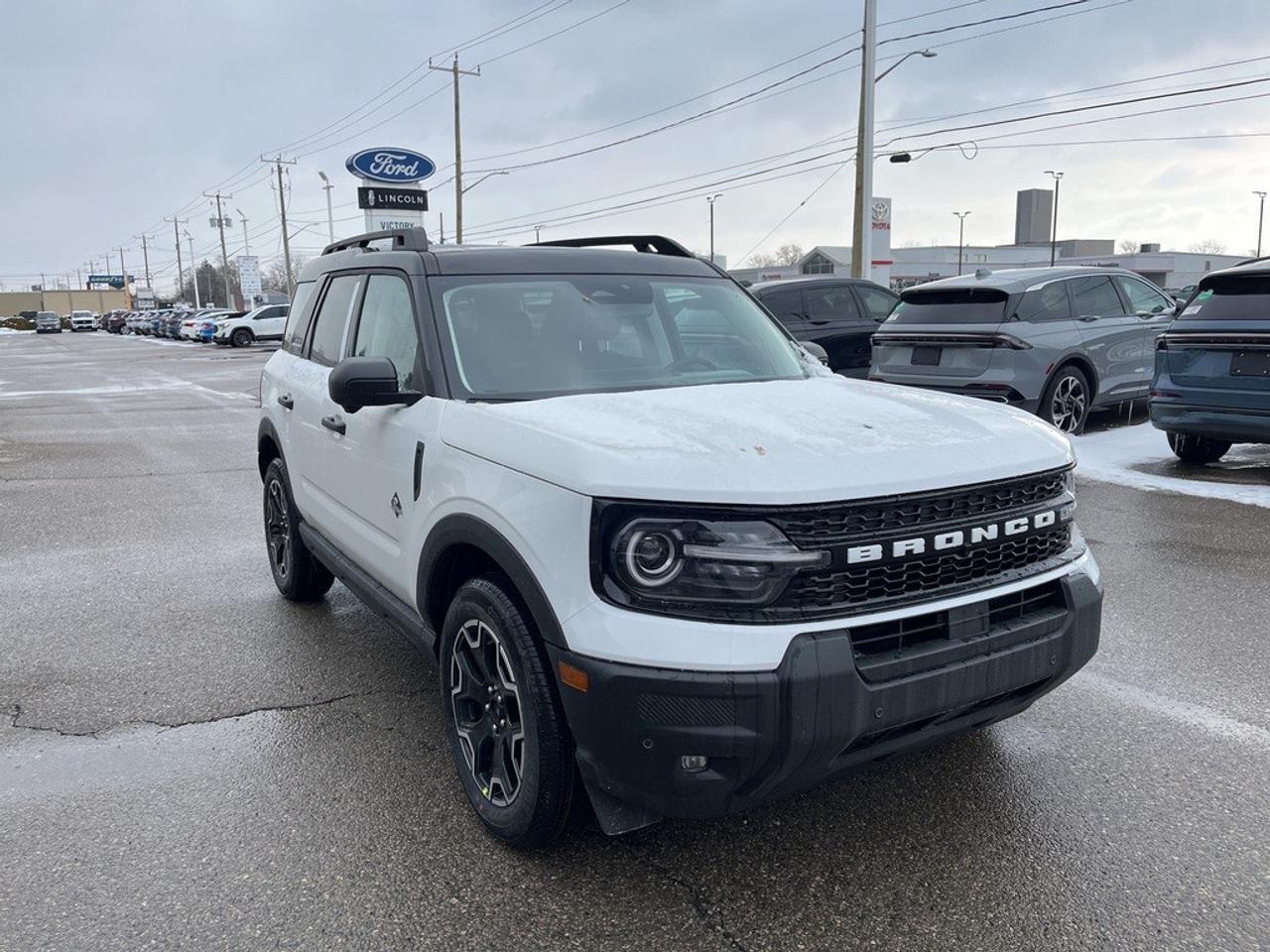 2026 Ford Bronco Sport Outer Banks 4x4 Photo