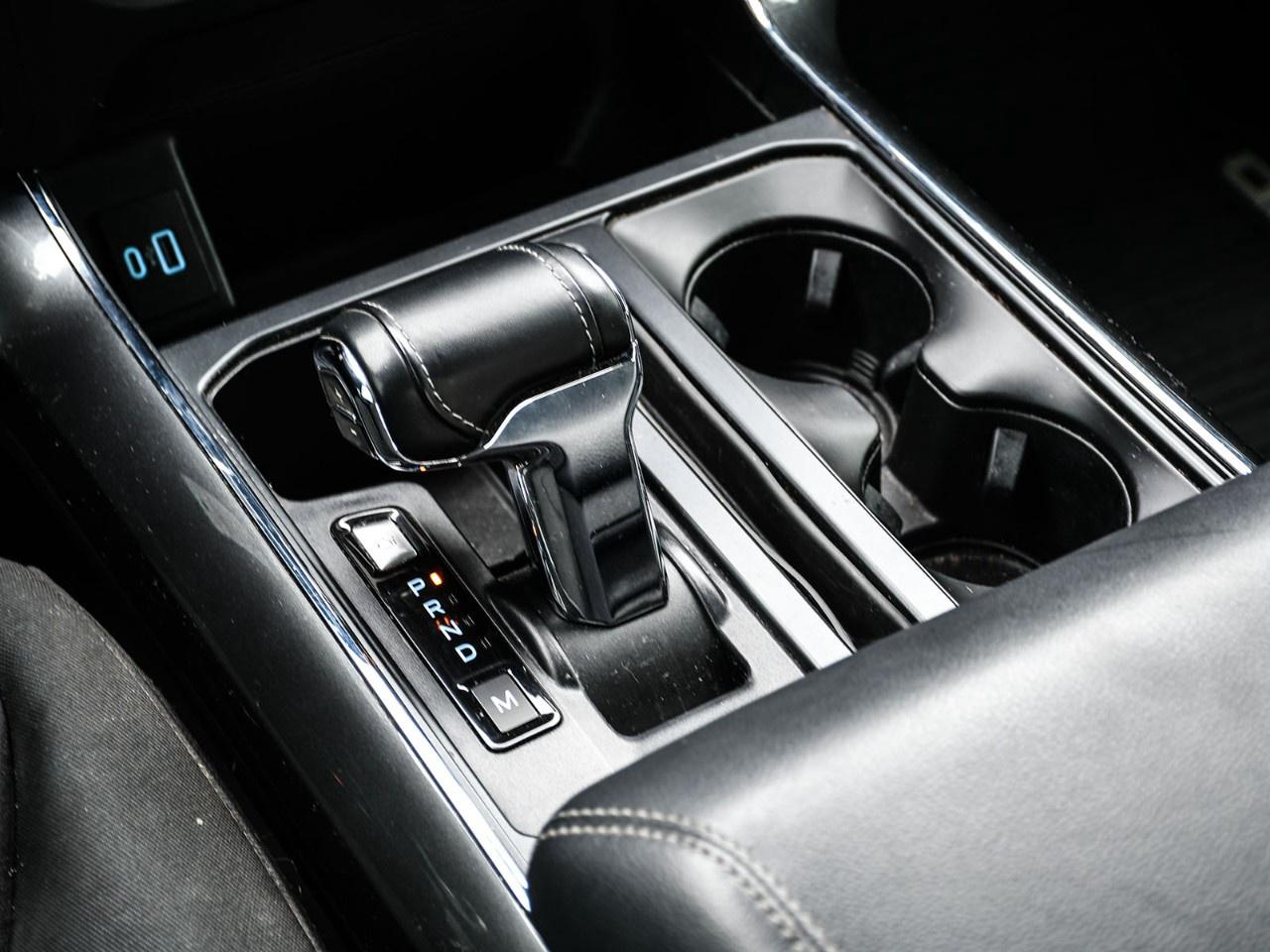 2022 Ford F-150 XLT 4WD SuperCrew 5.5' Box Photo