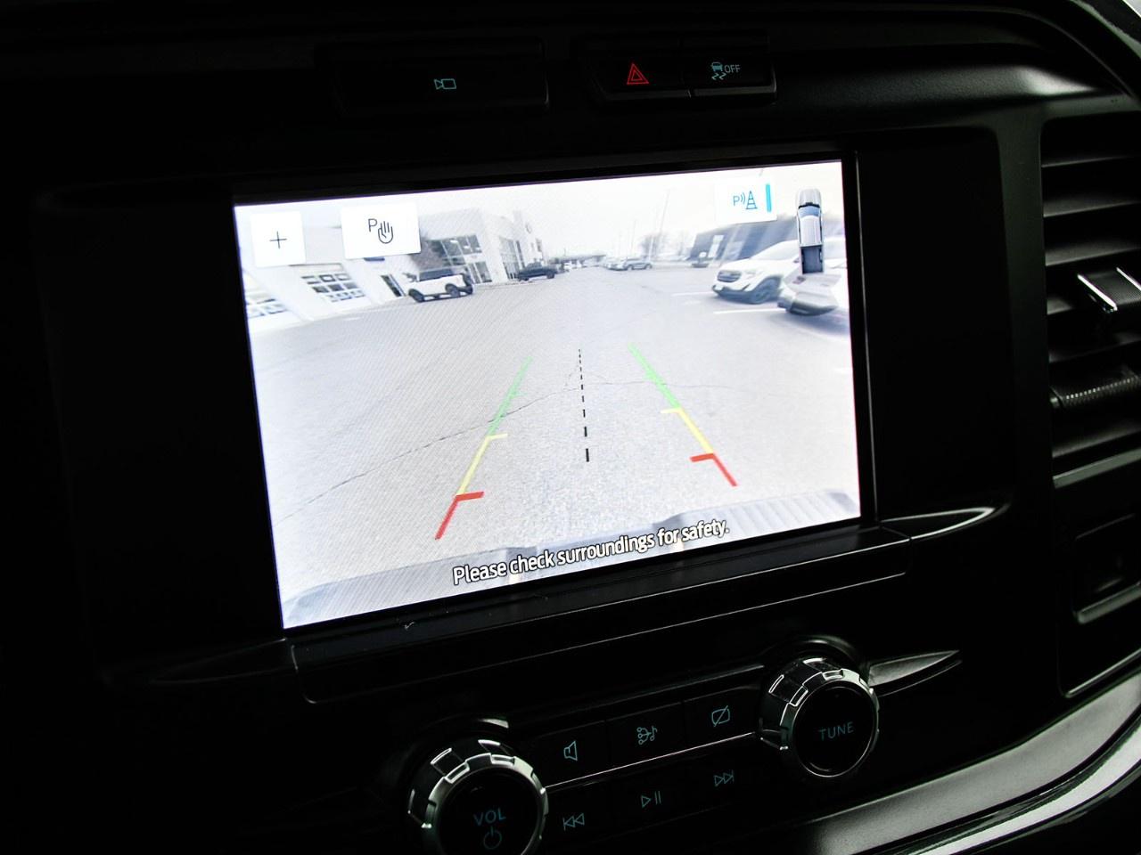 2022 Ford F-150 XLT 4WD SuperCrew 5.5' Box Photo